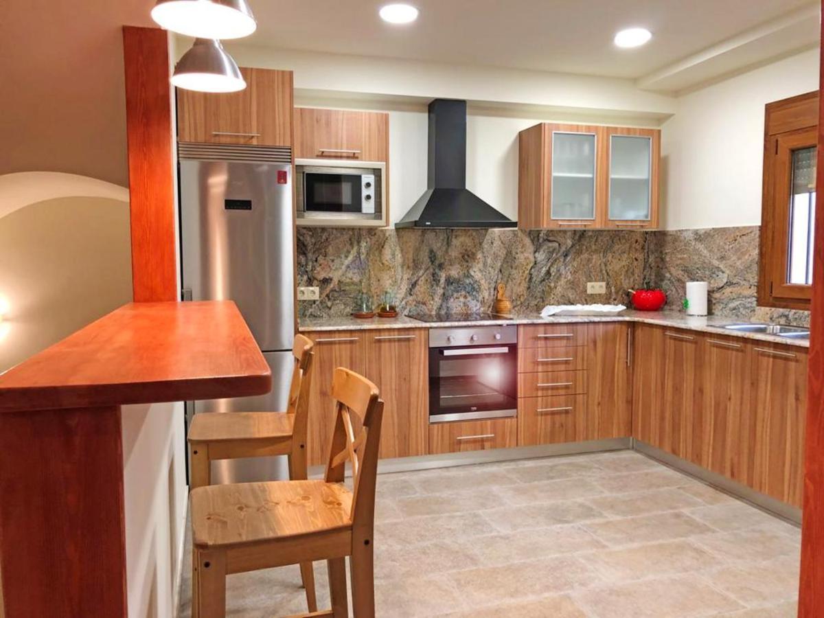4 Bedrooms House With Terrace And Wifi At Cretas מראה חיצוני תמונה